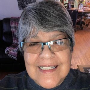 Meet your Posher, Gloria m